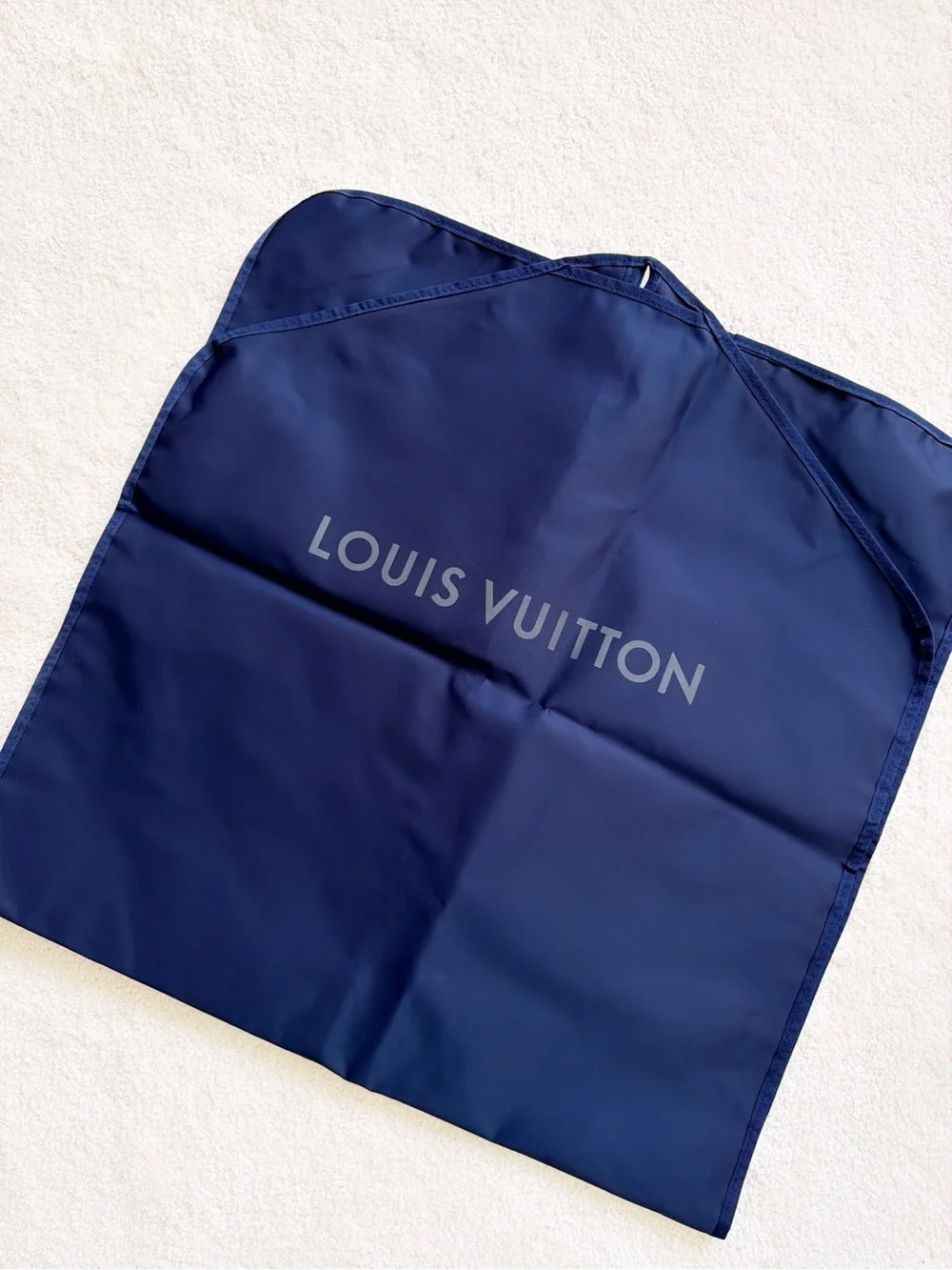 BRAND NEW! Authentic LOUIS VUITTON Navy Travel Storage Garment Bag